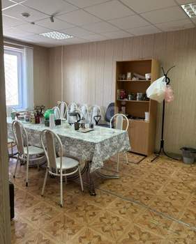 Дом 220м², 2-этажный, участок 9 сот.  