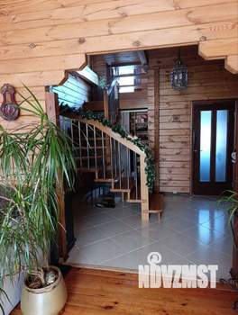 Дом 253м&sup2;, 2-этажный, участок 5 сот.  