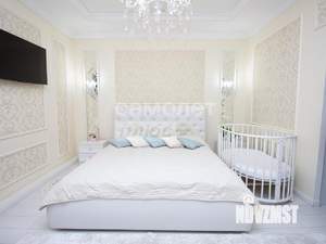 Дом 170м&sup2;, 2-этажный, участок 6 сот.  