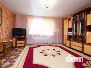 Дом 140м&sup2;, 2-этажный, участок 10 сот.  