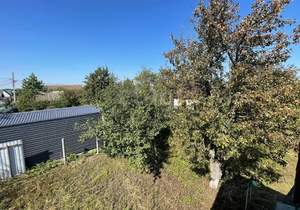 Дом 32м², 2-этажный, участок 4 сот.  