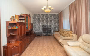 Дом 284м², 3-этажный, участок 5 сот.  