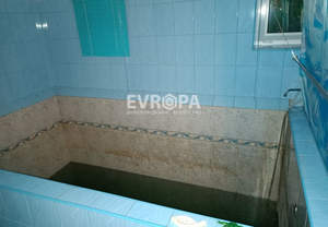 Дом 500м&sup2;, 3-этажный, участок 15 сот.  