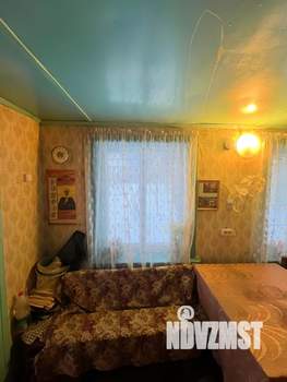 Дом 30м&sup2;, 2-этажный, участок 4 сот.  