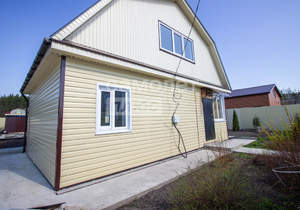 Дом 80м&sup2;, 2-этажный, участок 6 сот.  