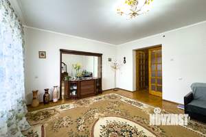 Дом 319м², 2-этажный, участок 17 сот.  