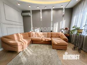 Дом 215м&sup2;, 2-этажный, участок 6 сот.  