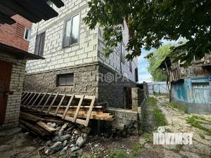 Дом 226м², 3-этажный, участок 2 сот.  