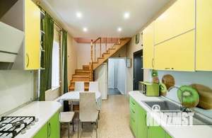 Дом 143м², 2-этажный, участок 6 сот.  