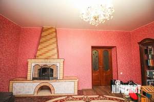 Дом 220м², 3-этажный, участок 7 сот.  
