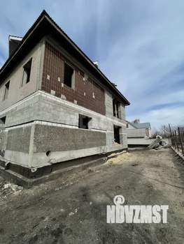 Дом 250м², 2-этажный, участок 6 сот.  
