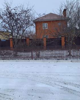 Дом 170м&sup2;, 2-этажный, участок 6 сот.  