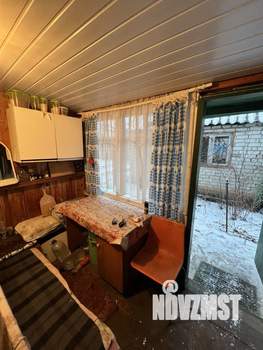 Дом 30м&sup2;, 2-этажный, участок 4 сот.  