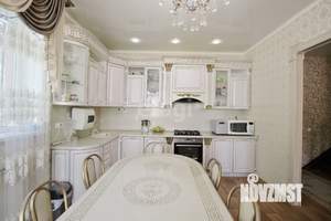 Дом 168м², 2-этажный, участок 5 сот.  