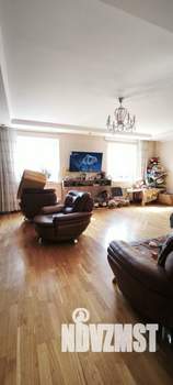 Таунхаус 237м², 3-этажный, участок 2 сот.  