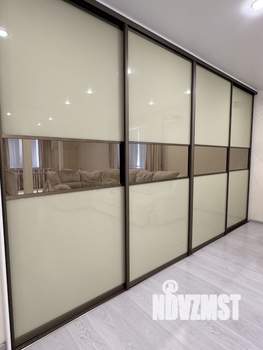 Коттедж 220м², 2-этажный, участок 6 сот.  