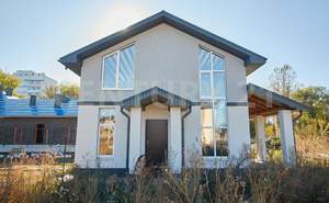 Дом 130м&sup2;, 2-этажный, участок 3 сот.  