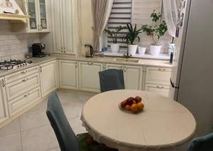 Дом 184м², 3-этажный, участок 3 сот.  