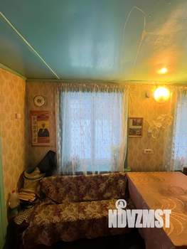 Дом 30м&sup2;, 2-этажный, участок 4 сот.  