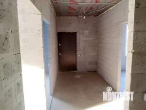 Дом 100м&sup2;, 2-этажный, участок 3 сот.  