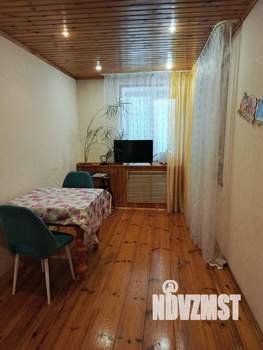 Дом 70м&sup2;, 2-этажный, участок 6 сот.  