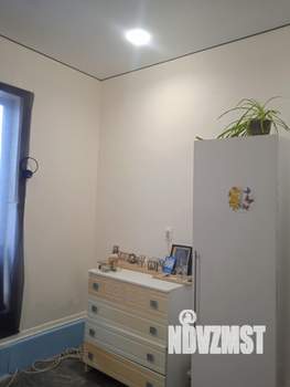 Дом 50м&sup2;, 2-этажный, участок 4 сот.  