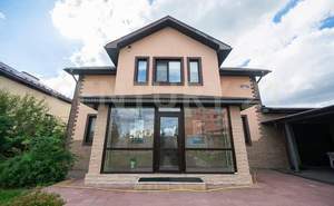 Дом 220м², 2-этажный, участок 9 сот.  