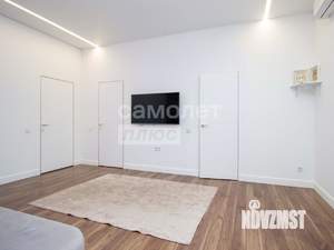 Коттедж 221м², 2-этажный, участок 5 сот.  