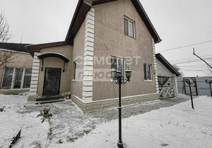 Дом 170м&sup2;, 2-этажный, участок 6 сот.  