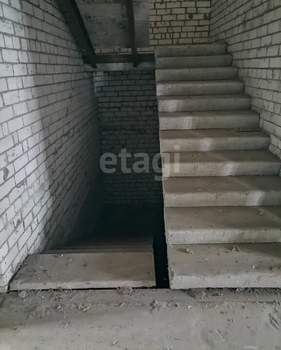 Дом 218м², 3-этажный, участок 12 сот.  