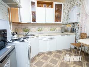 Дом 140м&sup2;, 2-этажный, участок 10 сот.  