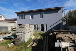 Дом 254м&sup2;, 2-этажный, участок 4 сот.  