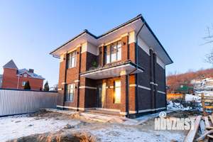 Дом 110м², 2-этажный, участок 5 сот.  