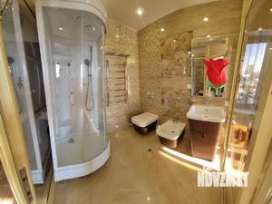 Дом 700м², 3-этажный, участок 8 сот.  
