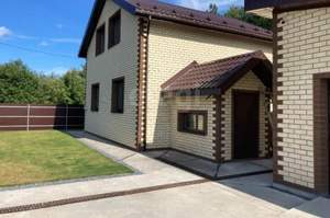 Дом 144м&sup2;, 2-этажный, участок 5 сот.  