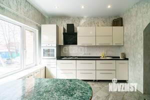 Дом 160м&sup2;, 2-этажный, участок 11 сот.  