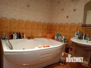 Дом 532м&sup2;, 3-этажный, участок 15 сот.  