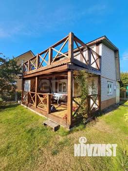 Дом 22м&sup2;, 2-этажный, участок 7 сот.  