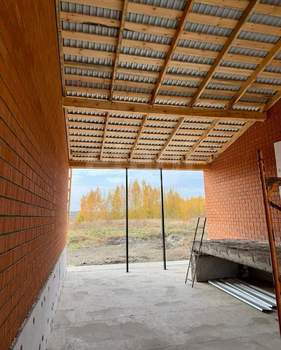 Дом 180м&sup2;, 2-этажный, участок 4 сот.  