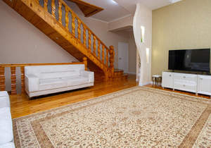 Дом 238м&sup2;, 2-этажный, участок 6 сот.  