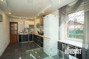 Дом 170м², 2-этажный, участок 5 сот.  