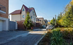 Дом 238м&sup2;, 2-этажный, участок 6 сот.  