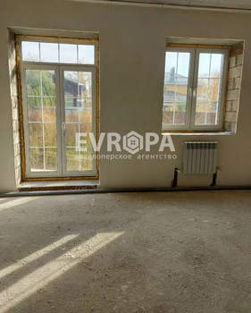 Дом 156м&sup2;, 2-этажный, участок 4 сот.  