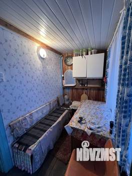 Дом 30м&sup2;, 2-этажный, участок 4 сот.  