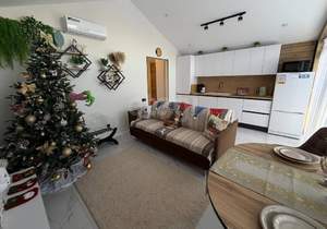 Дом 62м&sup2;, 2-этажный, участок 5 сот.  