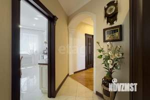 Дом 127м&sup2;, 2-этажный, участок 5 сот.  