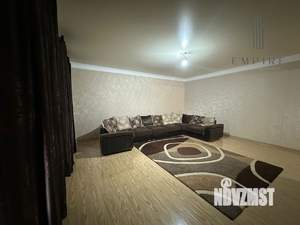 Дом 300м², 2-этажный, участок 6 сот.  