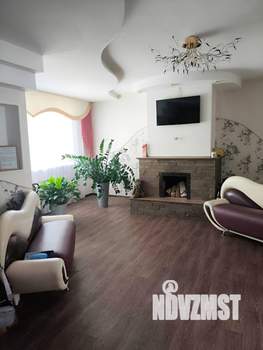 Коттедж 163м², 2-этажный, участок 6 сот.  