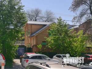 Коттедж 235м&sup2;, 3-этажный, участок 10 сот.  