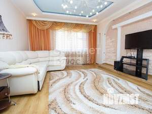 Таунхаус 349м², 3-этажный, участок 6 сот.  